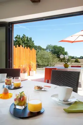 Nourriture dans l'hôtel ou à proximité