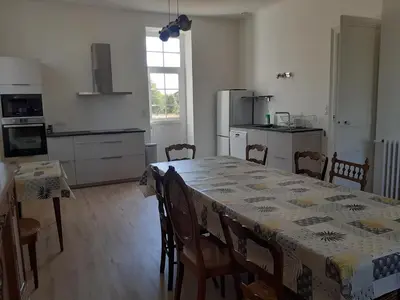 Cuisine ou kitchenette dans l'établissement Les Logis du Hallay