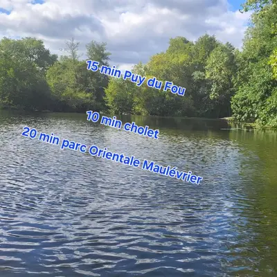 Vue sur la rivière ou le fleuve situé(e) à proximité de la maison de vacances