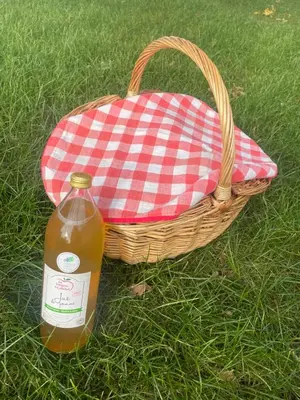 Boissons dans l'établissement La Cabane dans les Arbres - Les Pieds dans le Pré