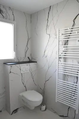 Salle de bains dans l'établissement Studio privatif tout équipé dans résidence de l'hôte