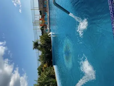 Piscine de l'établissement Mobil Home 5 personnes - Camping *** Les Ollivaud- ou située à proximité