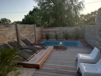 Piscine de l'établissement Gites Le bois des Tréans ou située à proximité