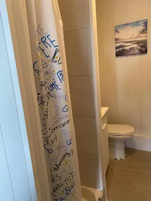 Salle de bains dans l'établissement La Petite Hilairoise
