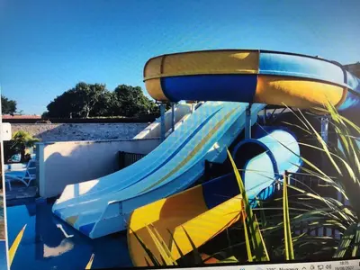 Piscine de l'établissement Bungalow Charmant à La Baule, Piscine ou située à proximité