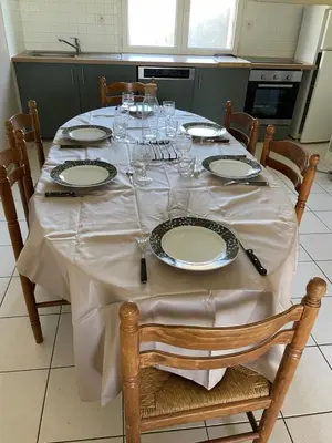 Cuisine ou kitchenette dans l'établissement Le Beau Repaire de Jean