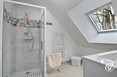 Salle de bains dans l'établissement Ty Bodudal, maison Cosy et indépendante