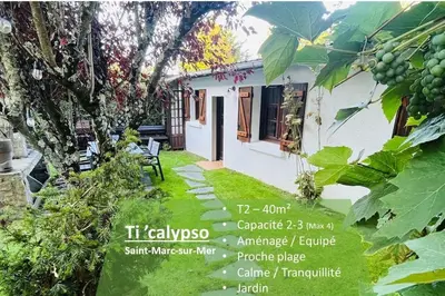 Jardin de l'établissement Maisonette Ti’calypso T2 - proche plage