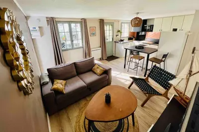 Cuisine ou kitchenette dans l'établissement Maisonette Ti’calypso T2 - proche plage