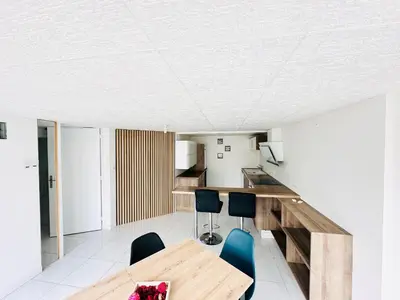 Cuisine ou kitchenette dans l'établissement maison