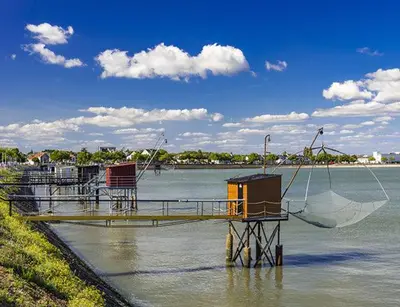 Vue sur la rivière ou le fleuve situé(e) à proximité de le camping