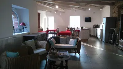 Cuisine ou kitchenette dans l'établissement Domaine du Grand Condest Chambres d'Hôtes