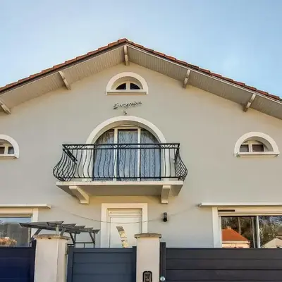 Awesome Home In Saint-Michel-Chef-Chef