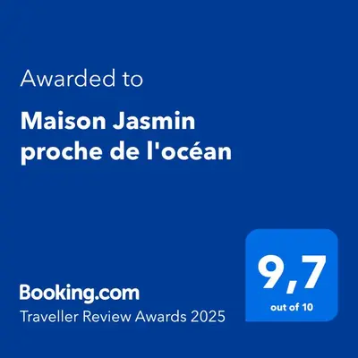 Certificat, récompense, panneau ou autre document affiché dans l'établissement Maison Jasmin proche de l'océan