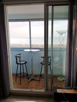 Balcon ou terrasse dans l'établissement Appart vue sur mer, 2CH 4/6p parking privé