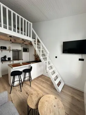 Cuisine ou kitchenette dans l'établissement Duplex lumineux