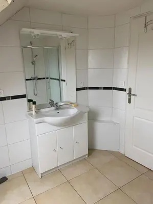 Salle de bains dans l'établissement Studio Cosy à la campagne