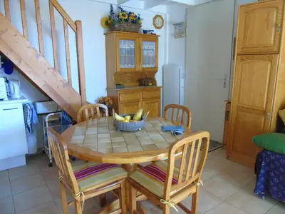 Cuisine ou kitchenette dans l'établissement Le Mas de Vertmarines