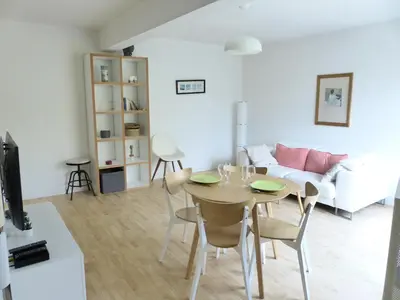 Coin salon dans l'établissement Chézine, T2 au calme avec balcon, 2pers et parking