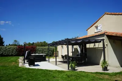 Jardin de l'établissement Gîte à la ferme - le Boupère