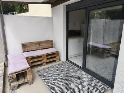Balcon ou terrasse dans l'établissement logement Cholet proche puydufou
