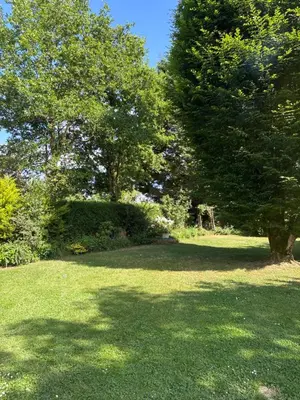 Jardin de l'établissement Le Cottage de Cardunel