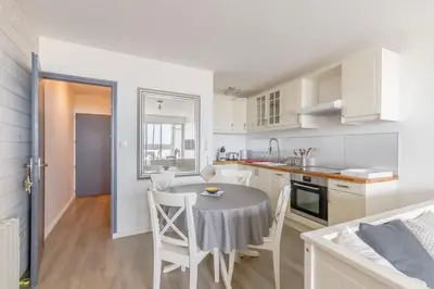 Cuisine ou kitchenette dans l'établissement Studio Soleil Couchant - Vue mer