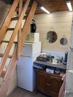 Cuisine ou kitchenette dans l'établissement Maison de la barbotine
