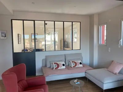 Coin salon dans l'établissement Vue Mer 2 pas des plages 10 pers 4 chambres Villa KER LOT PLAGE