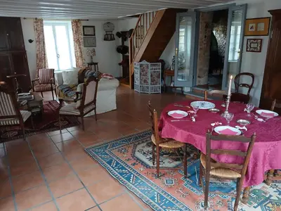 Coin salon dans l'établissement Chambres d'hôtes de la Barbinière