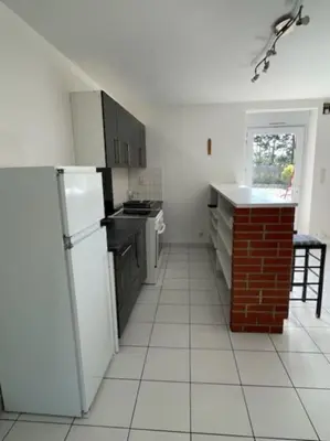 Cuisine ou kitchenette dans l'établissement Maison du domaine de Val Léose