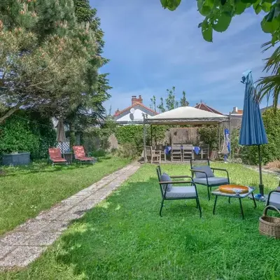 Maison avec jardin à 200m de la mer à La Bernerie