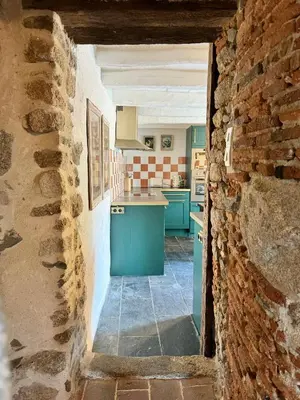 Salle de bains dans l'établissement Manoir médiéval art déco - Logis des 3 Artistes