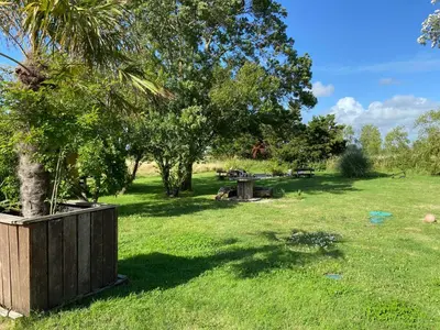 Jardin de l'établissement Gîte de L'Enclose La Barre de Monts 85