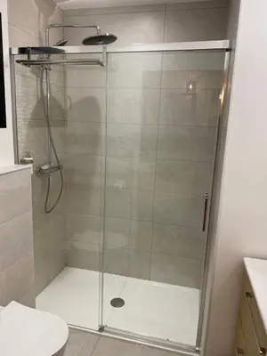 Salle de bains dans l'établissement La Maison Blanche