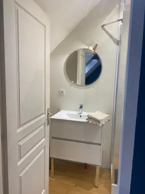 Salle de bains dans l'établissement Chambre d'hôte - Verdure en ville