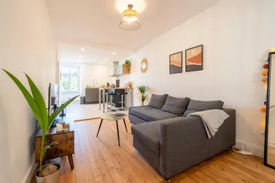 Coin salon dans l'établissement T2 cosy à deux pas de la gare