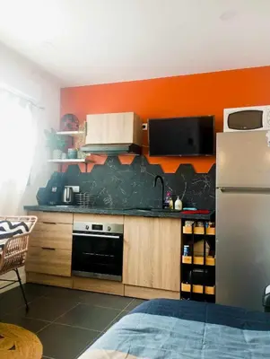 Cuisine ou kitchenette dans l'établissement Studio à St Brévin les pins