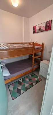 Un ou plusieurs lits dans un hébergement de l'établissement Studio 30m plage - Marina 5 - 31 allée des pinons - 1-1
