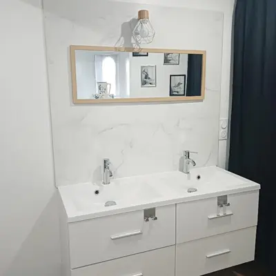 Salle de bains dans l'établissement Gîte de la Duranderie