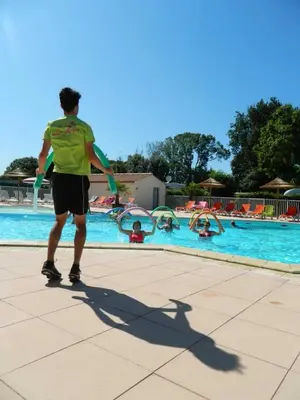 Clients de l'établissement Camping 4 étoiles - Parc aquatique - efciab