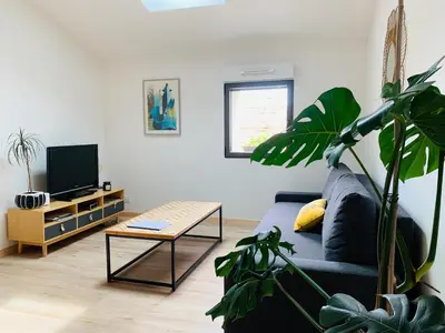 Télévision ou salle de divertissement dans l'établissement Le Solier, gîte à la campagne