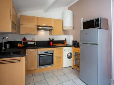 Cuisine ou kitchenette dans l'établissement Holiday Home La Maison du Pêcheur by Interhome