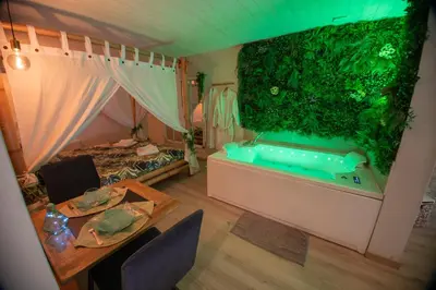 Plan de l'établissement L'échappée nocturne Nature et Zen
