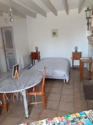 Coin salon dans l'établissement Chambre d'hôte du Plessis