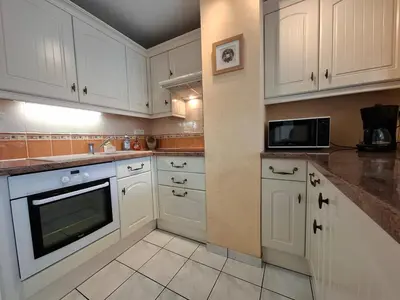 Cuisine ou kitchenette dans l'établissement St-Marc T3 face mer à 20m de la plage