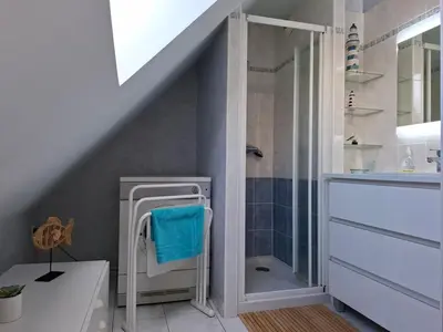 Salle de bains dans l'établissement St-Marc T3 face mer à 20m de la plage