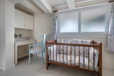 Un ou plusieurs lits dans un hébergement de l'établissement 280m de la plage, appartement pour 4