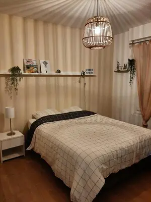 Plan de l'établissement chambre dans maison place du commando, bord de mer
