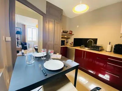 Cuisine ou kitchenette dans l'établissement Casa Plantagenêt